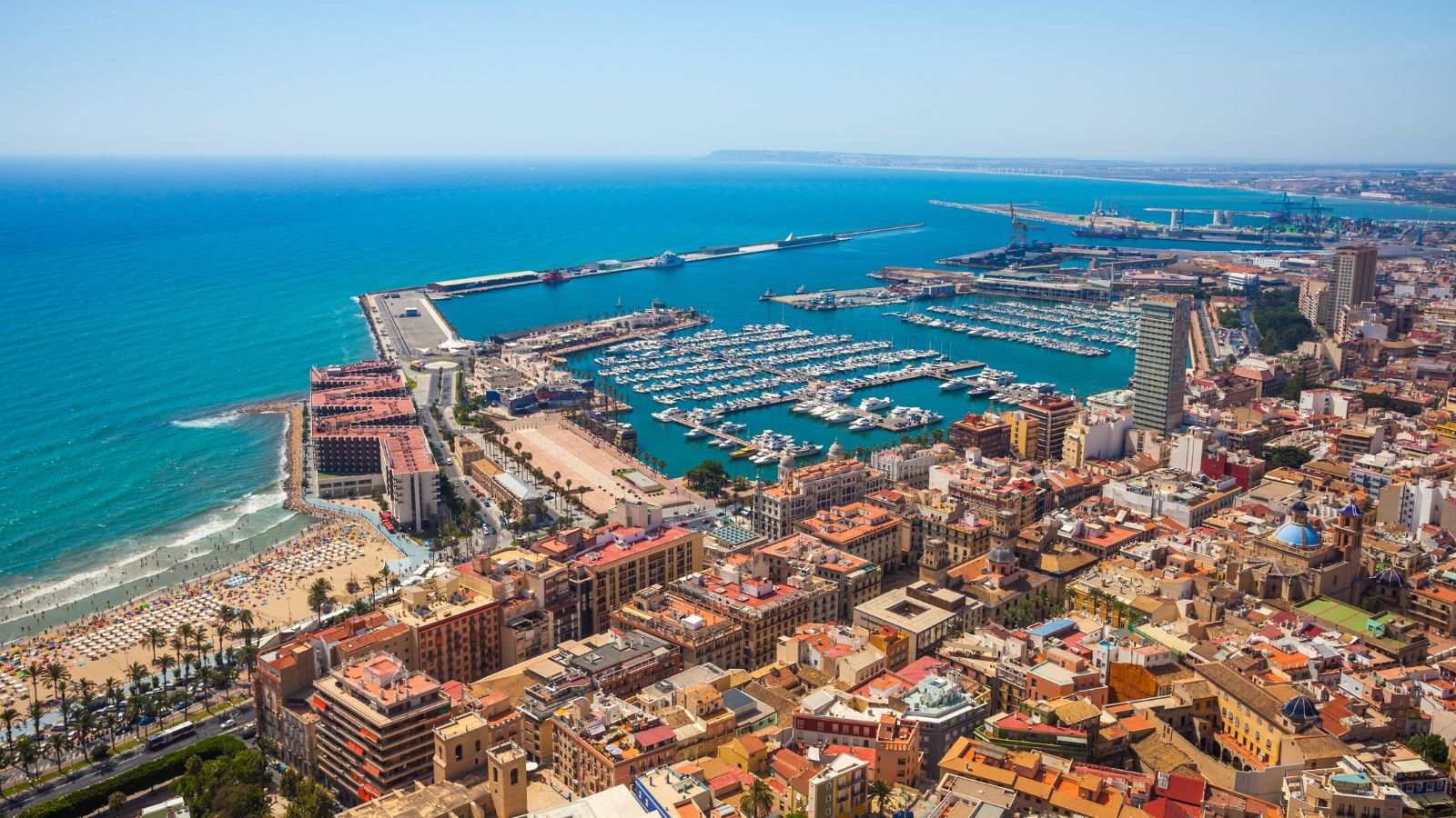 Discover the Best of Alicante: A Sun-Seeker's Paradise!